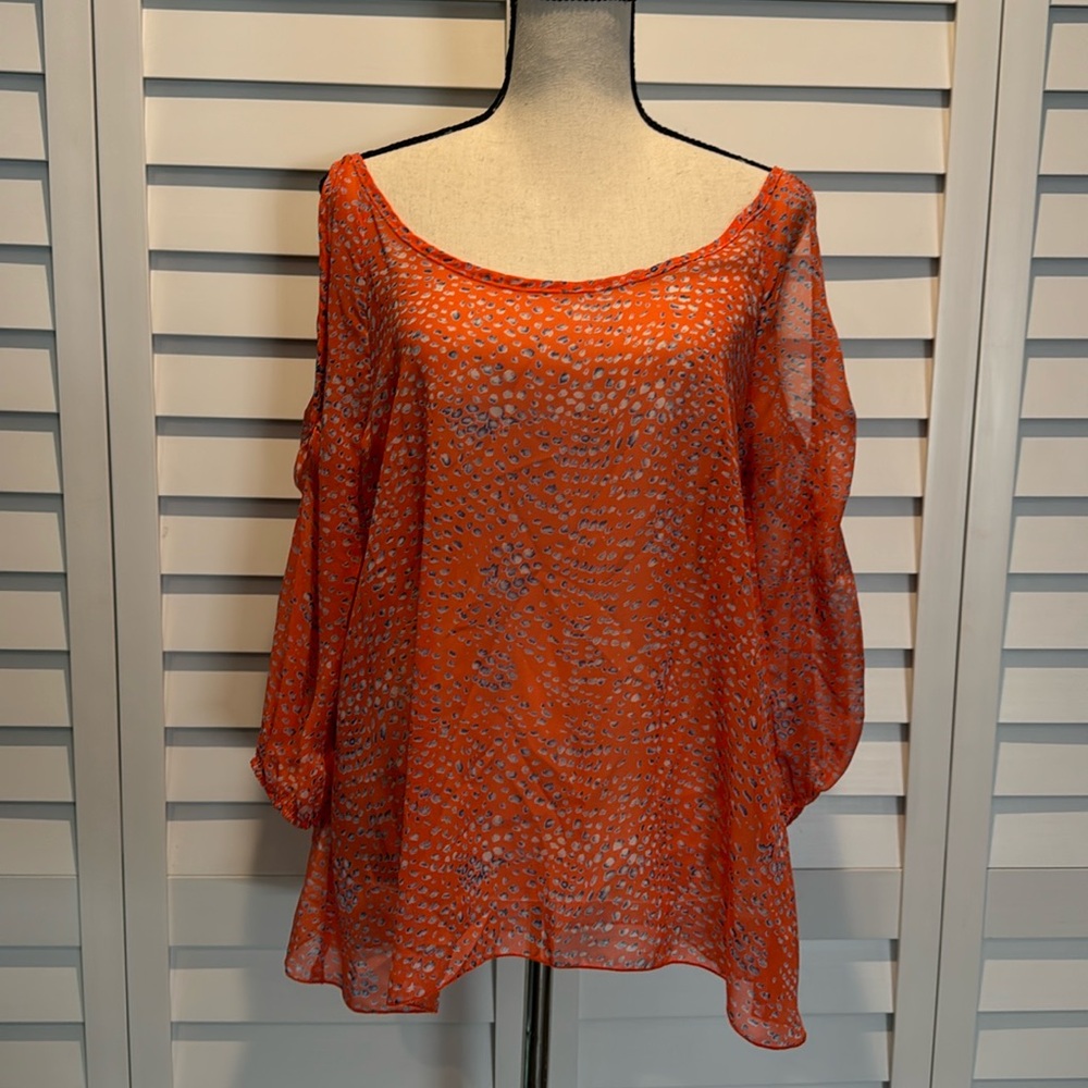 Final Touch NWT Boho cold shoulder top in 100% Polyester.